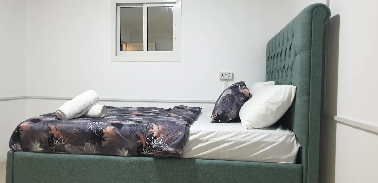 Motel Private Couples Rooms Attached Bathroom & Free Private Parking Hourly Rates Available Abu Dhabi Love hotel