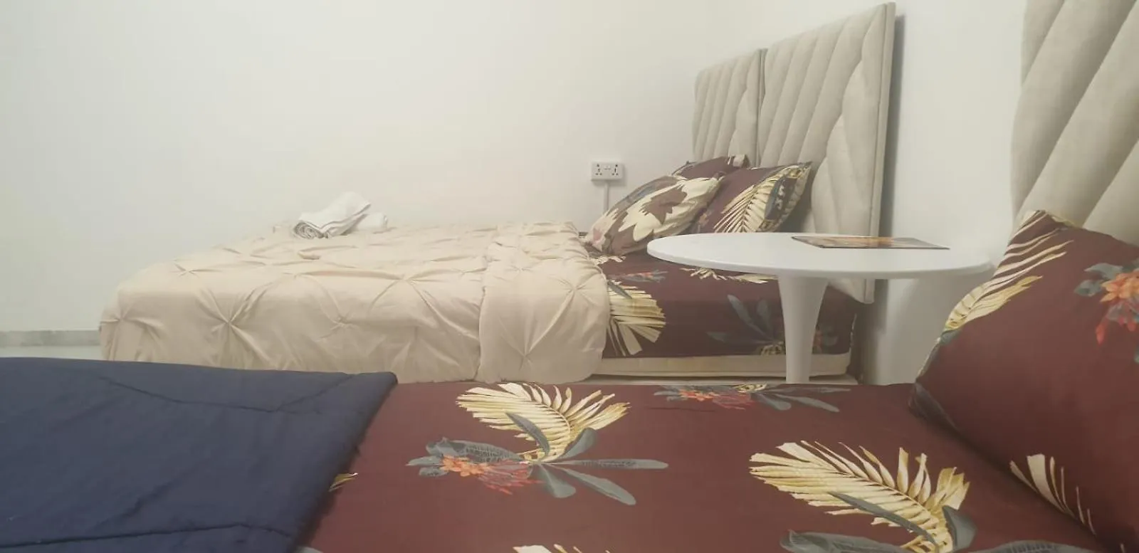 Love hotel Motel Private Couples Rooms Attached Bathroom & Free Private Parking Hourly Rates Available Abu Dhabi