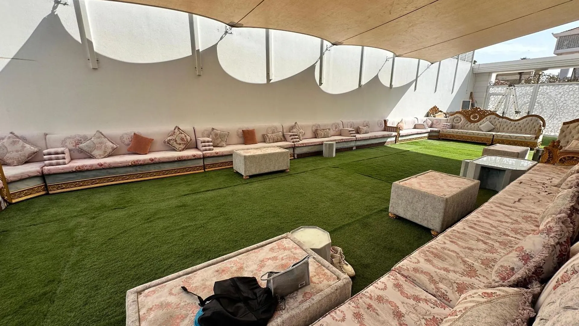 Motel Private Couples Rooms Attached Bathroom & Free Private Parking Hourly Rates Available Abu Dzabi