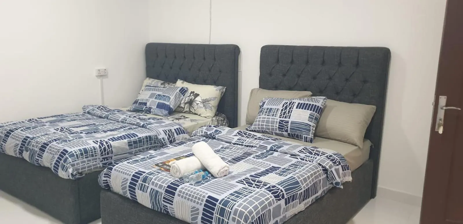 Motel Private Couples Rooms Attached Bathroom & Free Private Parking Hourly Rates Available Abu Dzabi Love hotel