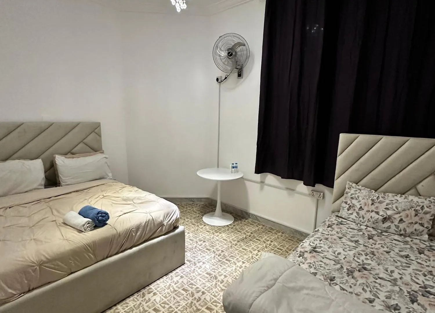 Motel Private Couples Rooms Attached Bathroom & Free Private Parking Hourly Rates Available Abu Dzabi Love hotel