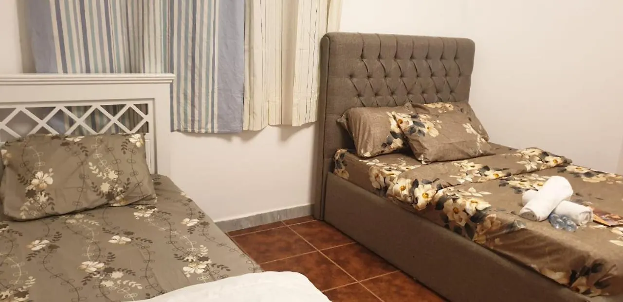 Motel Private Couples Rooms Attached Bathroom & Free Private Parking Hourly Rates Available Abú Dhabí