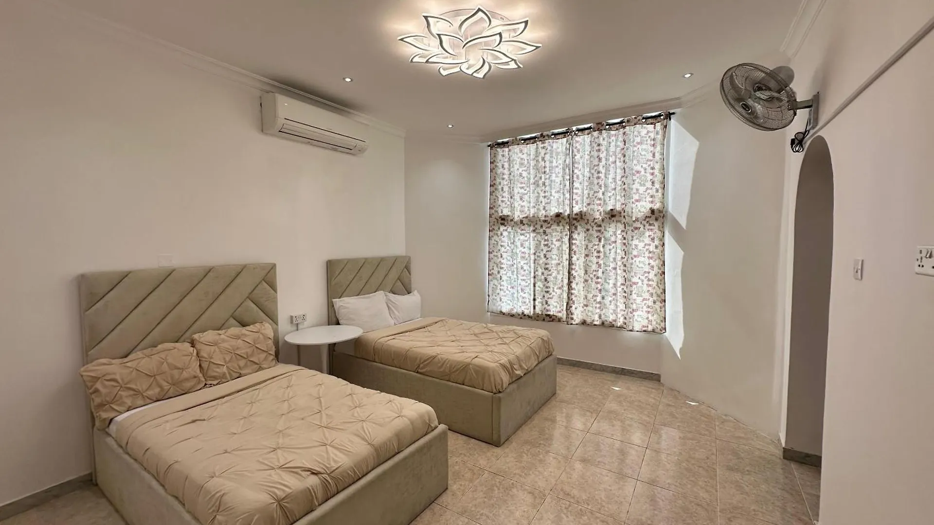 Motel Private Couples Rooms Attached Bathroom & Free Private Parking Hourly Rates Available Abú Dhabí Hodinový hotel