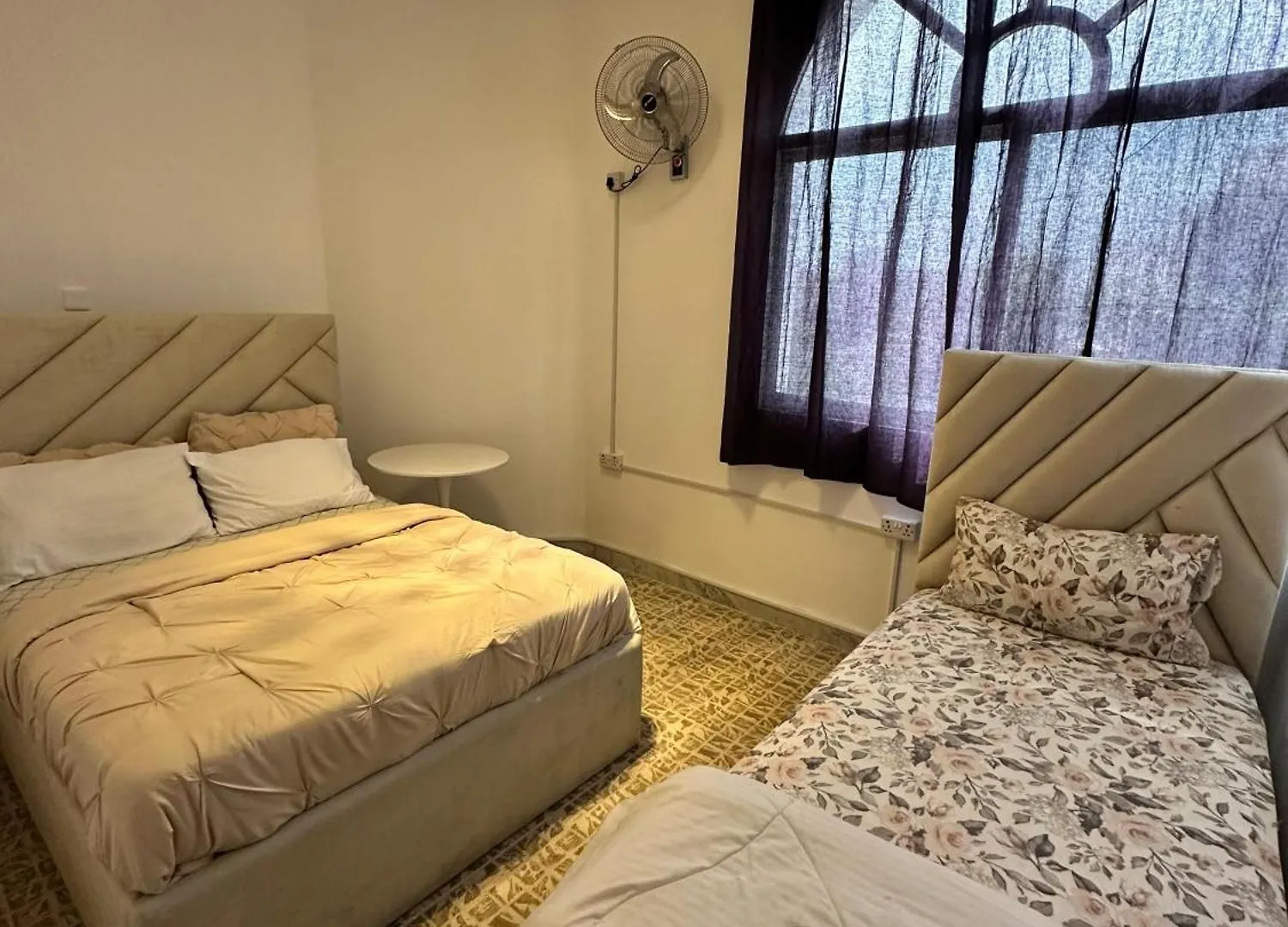 Motel Private Couples Rooms Attached Bathroom & Free Private Parking Hourly Rates Available Abú Dhabí